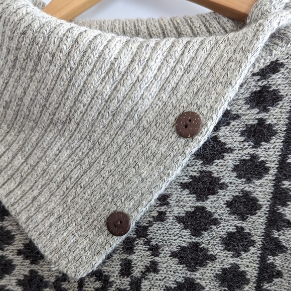 Yaira Cowl Neck Poncho Sweater One size Fits Tan Brown Gray Boho - Picture 5 of 9